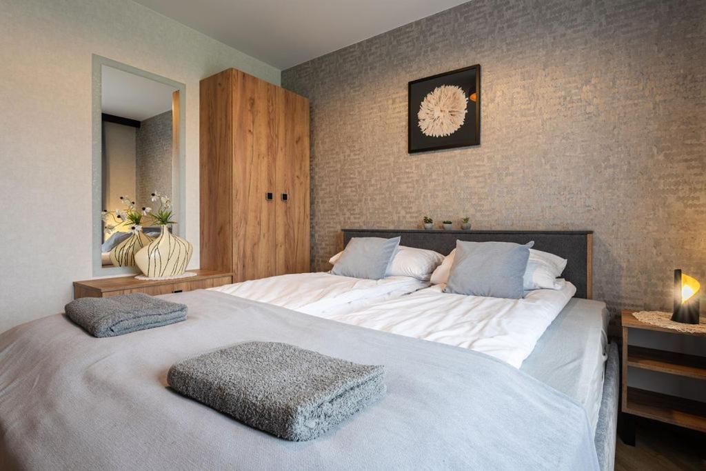 Apartamenty Ksiezycowe Spa - Tatra View - Golden Apartments Zakopane Exteriör bild